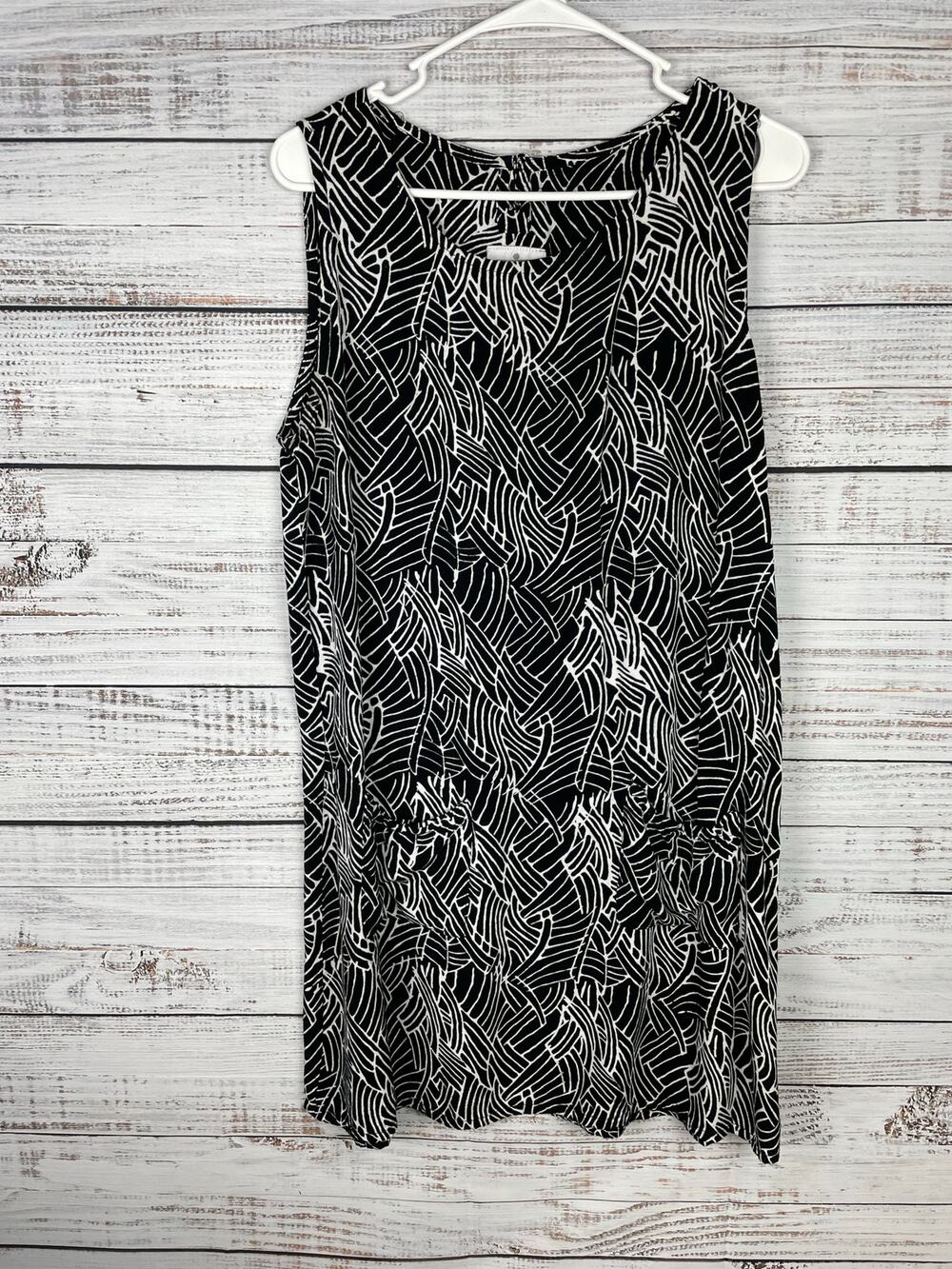 North Shore White Black Geometric Sleeveless Top XL Neutral Coastal Resort Beach